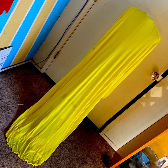 Yellow oversized over robe xl - Picture 2 of 2